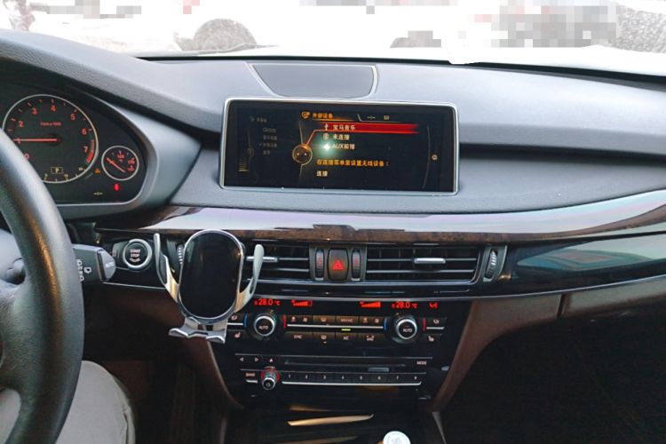 Used BMW X5 2015 xDrive28i Audio And AC Panel