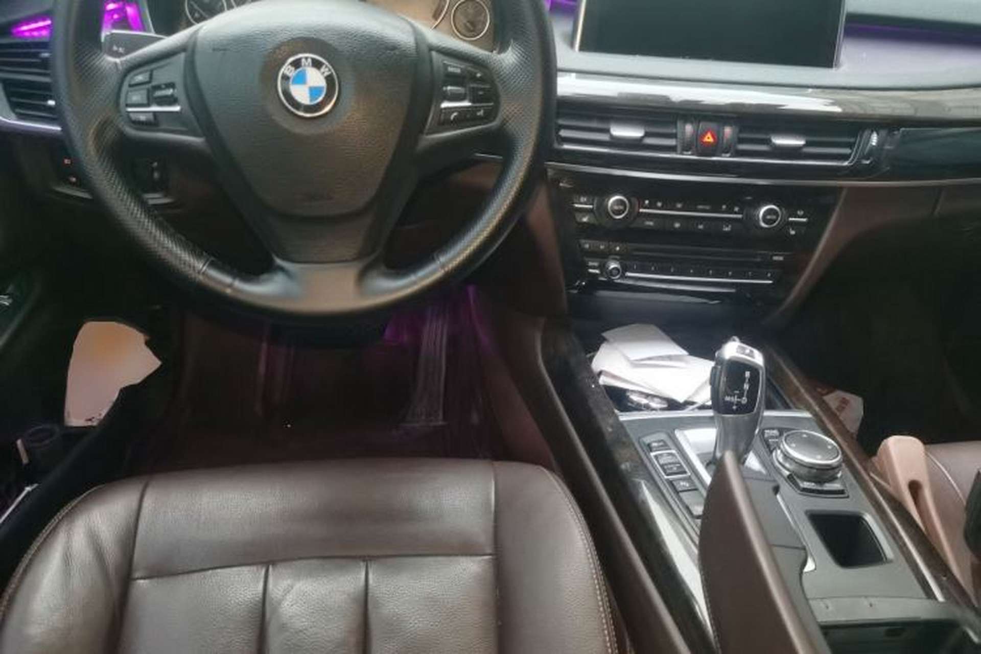 Used BMW X5 2015 xDrive28i Center Console