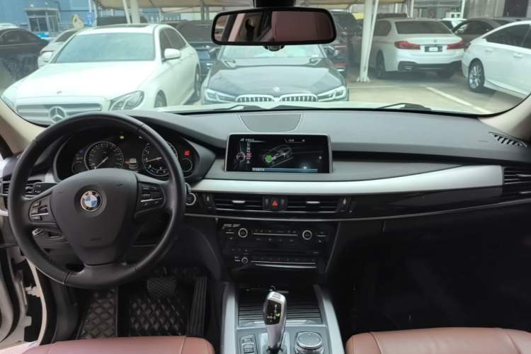 Used BMW X5 2015 xDrive35i U.S. specification Center Console