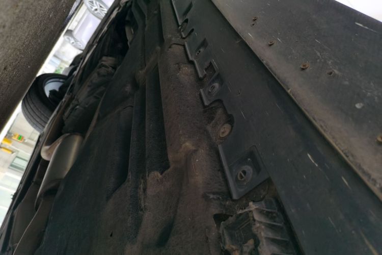 Used BMW X5 2015 xDrive28i Chassis Rear Left