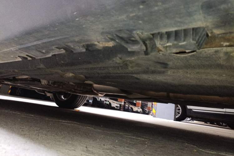 Used BMW X5 2015 xDrive28i Chassis Rear Left