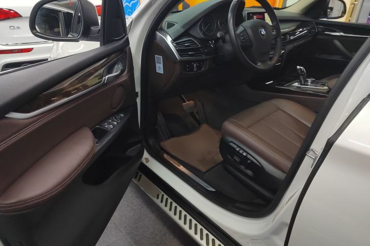 Used BMW X5 2015 xDrive28i Driver Seat