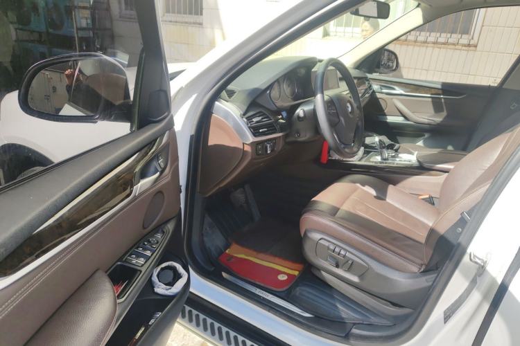Used BMW X5 2015 xDrive28i Driver Seat