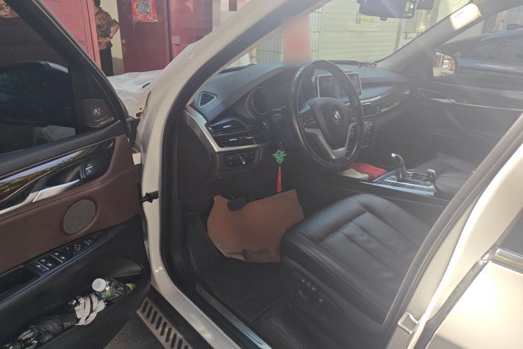 Used BMW X5 2015 xDrive28i Driver Seat