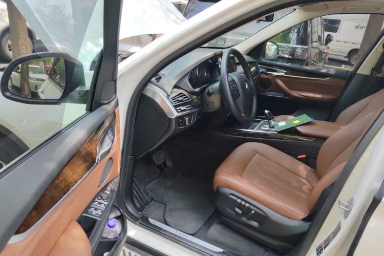 Used BMW X5  Driver Seat