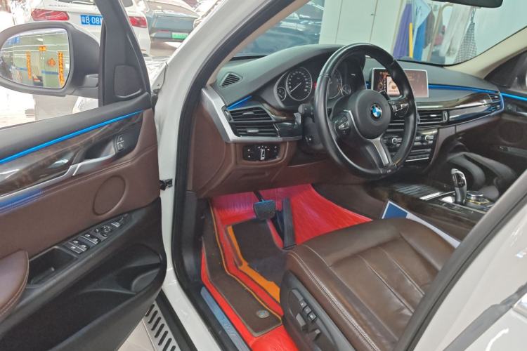 Used BMW X5 2015 xDrive28i Driver Seat