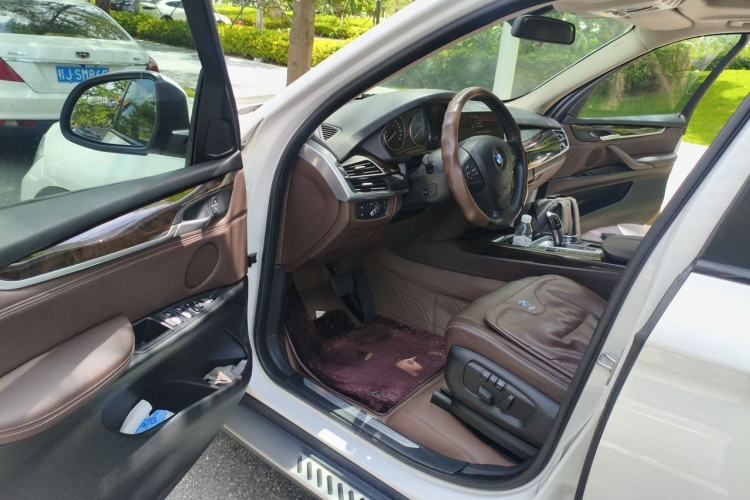 Used BMW X5 2015 xDrive28i Driver Seat