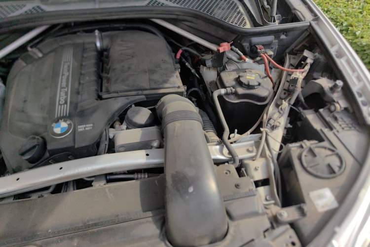 Used BMW X5  Engine Bay Left