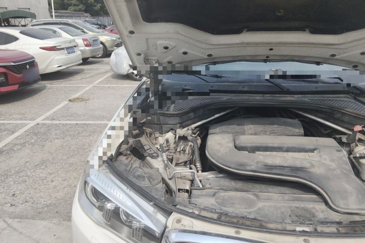 Used BMW X5 2015 xDrive28i Engine Bay Right
