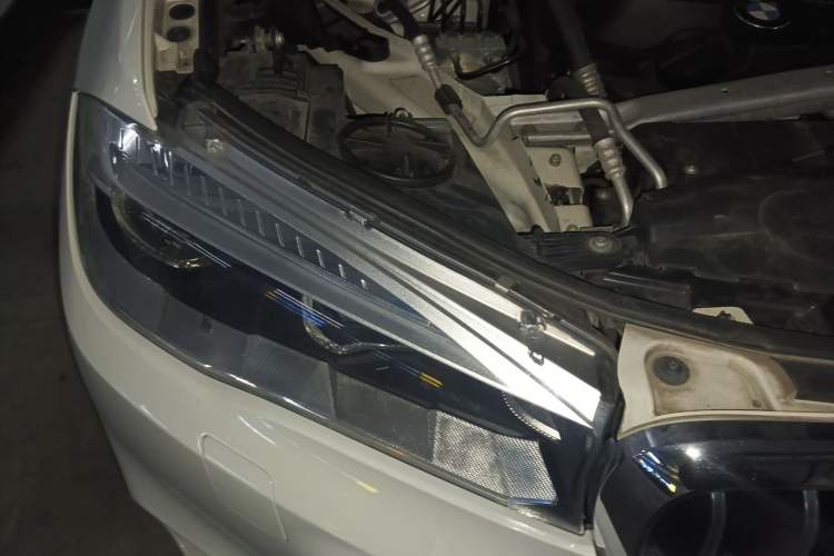 Used BMW X5 2015 xDrive35i China Limited Edition Engine Bay Right