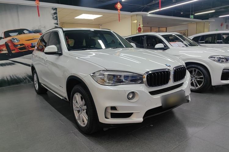 Used BMW X5 2015 xDrive28i Exterior 1