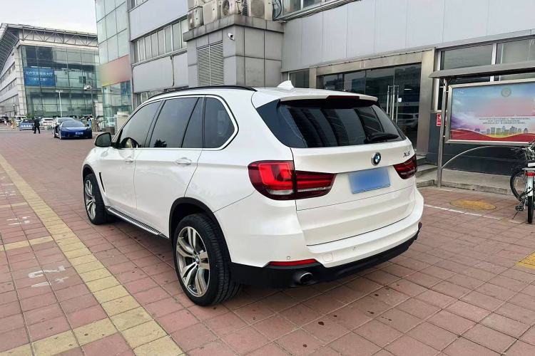 Used BMW X5 2015 xDrive28i Exterior 2