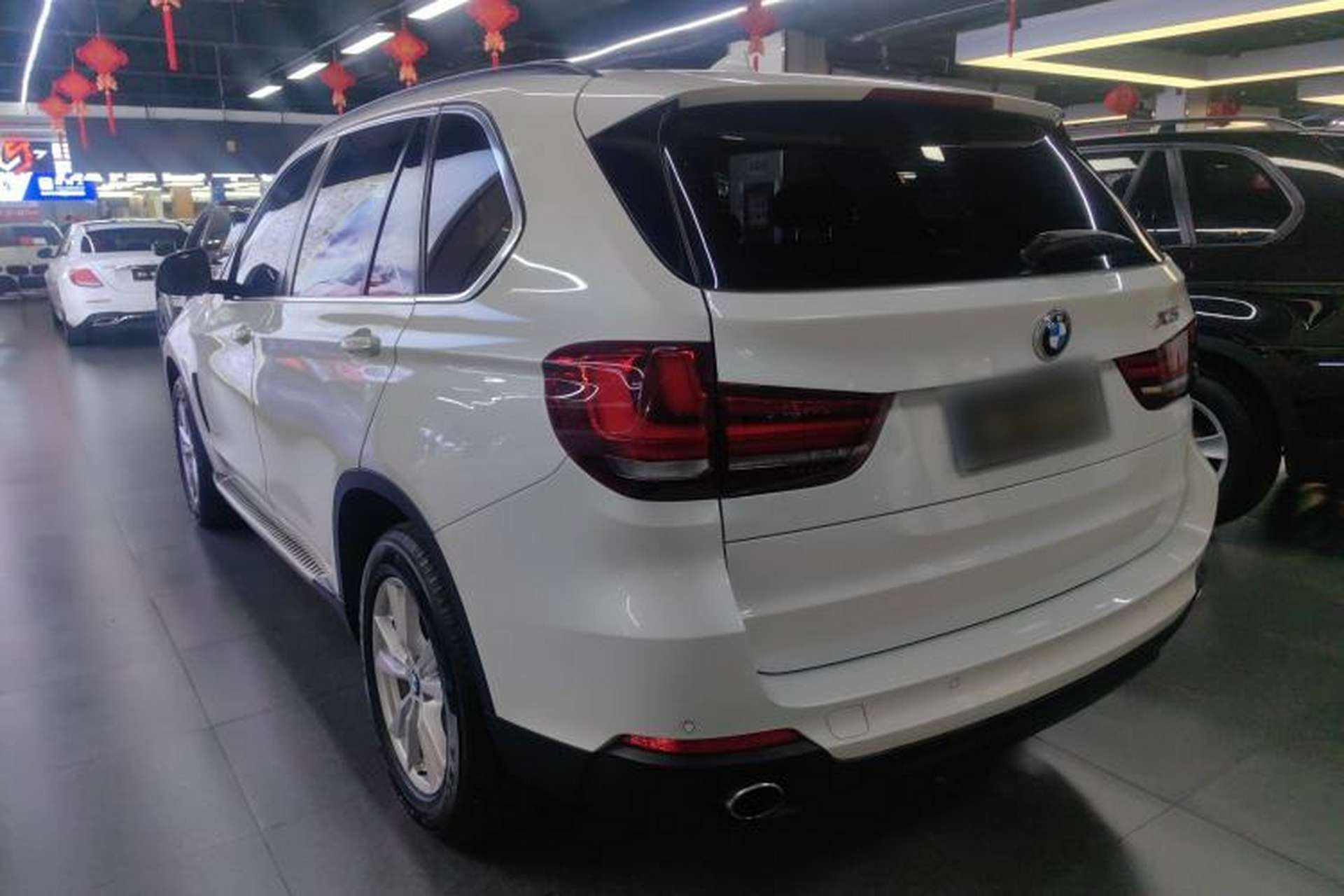 Used BMW X5 2015 xDrive28i Exterior 2