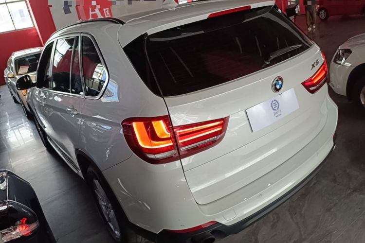Used BMW X5 2015 xDrive28i Exterior 2