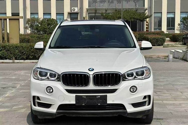 Used BMW X5 2015 xDrive28i Exterior 4