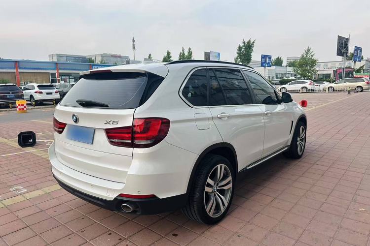 Used BMW X5 2015 xDrive28i Exterior 4