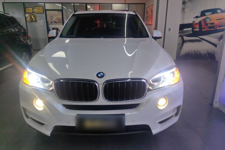 Used BMW X5 2015 xDrive28i Front