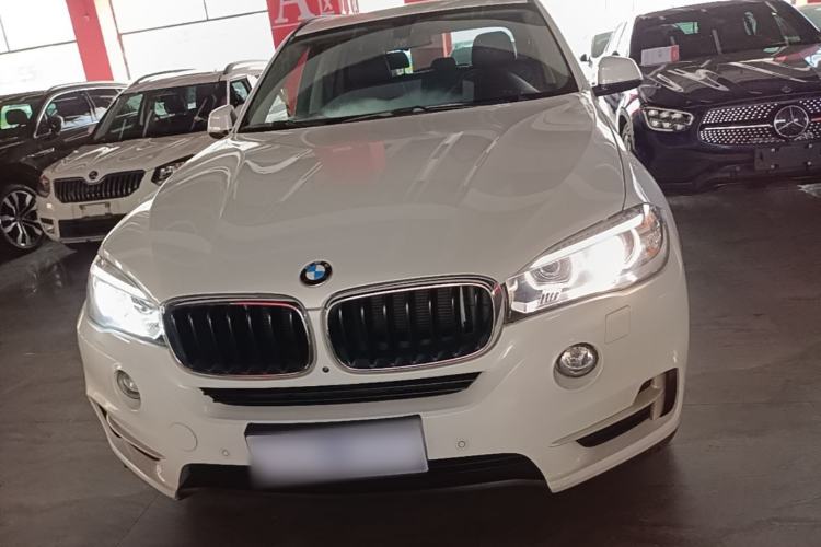 Used BMW X5 2015 xDrive28i Front