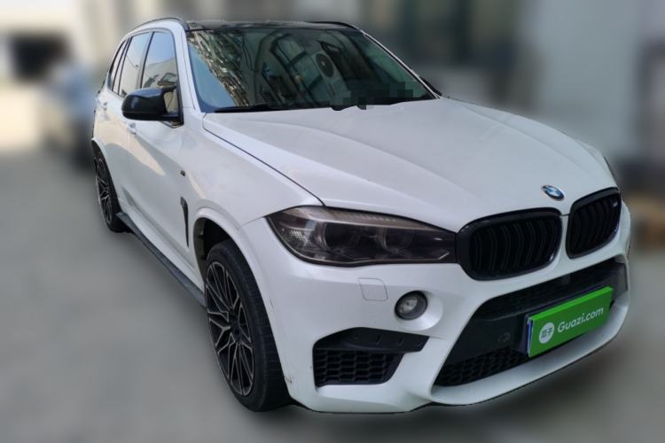 Used BMW X5 2015 xDrive28i Front Right 45 Deg
