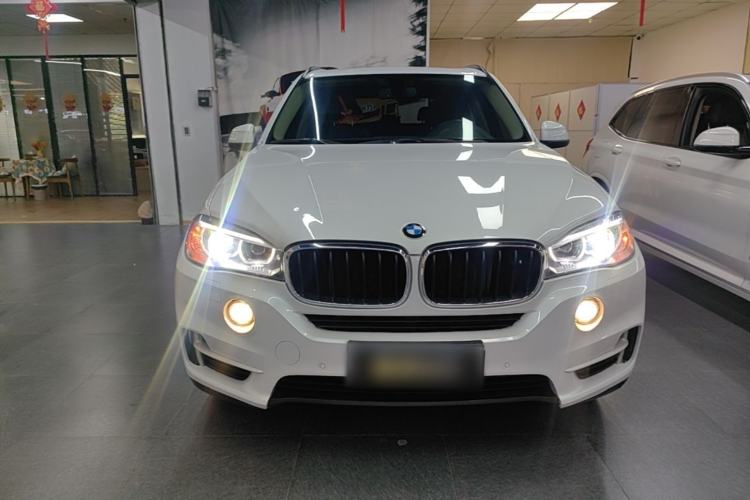 Used BMW X5 2015 xDrive28i Front