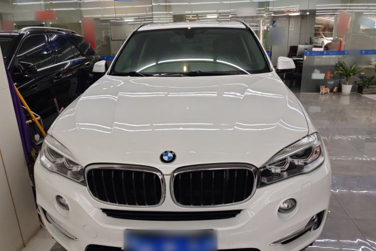 Used BMW X5 2015 xDrive28i Front