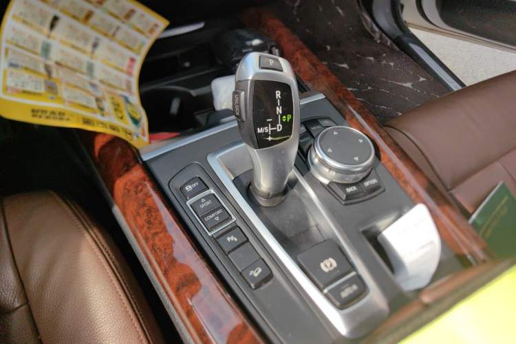 Used BMW X5  Gear Lever