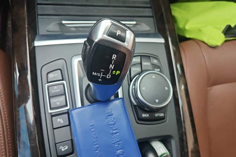 Used BMW X5 2015 xDrive28i Gear Lever