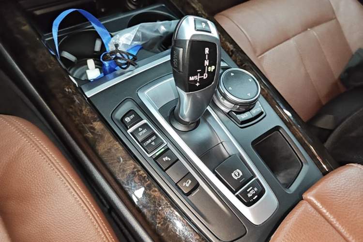 Used BMW X5 2015 xDrive28i Gear Lever