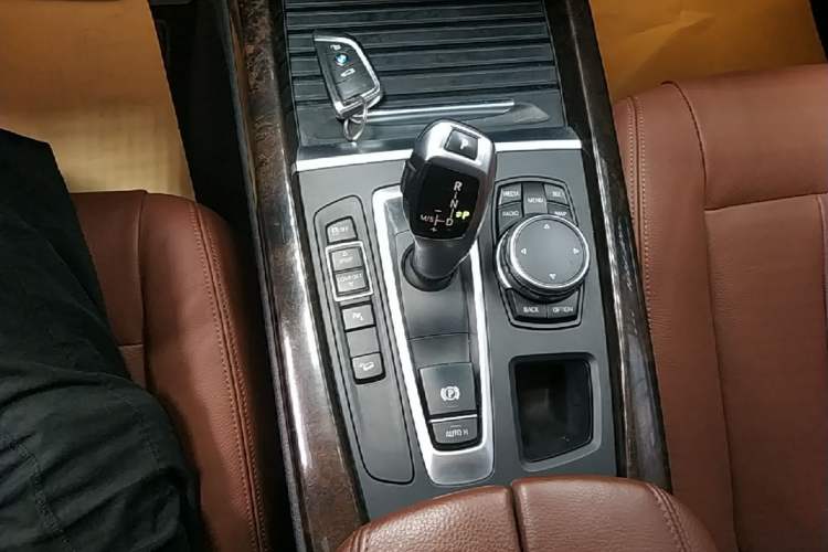Used BMW X5 2015 xDrive28i Gear Lever