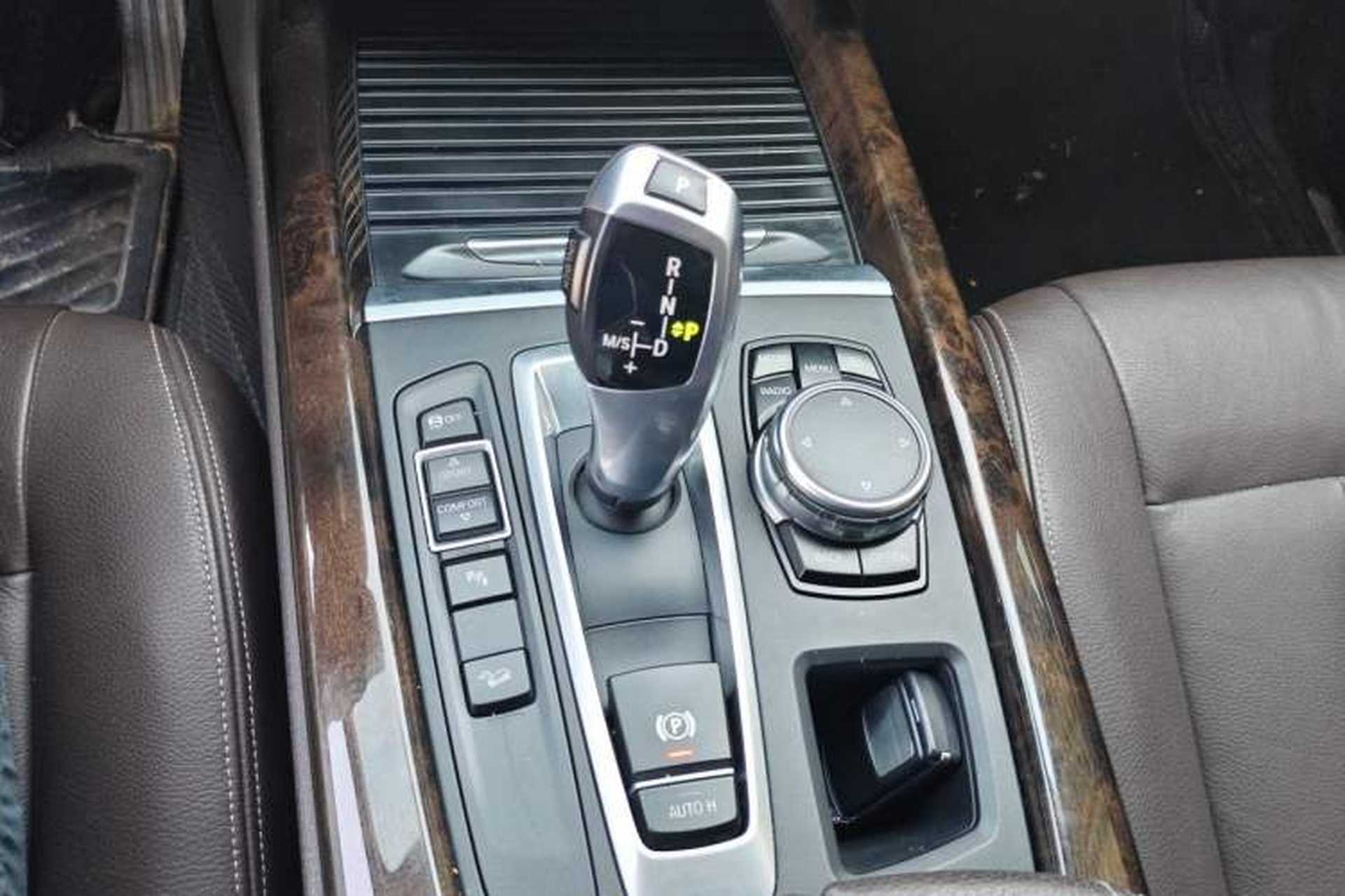 Used BMW X5 2015 xDrive28i Gear Lever