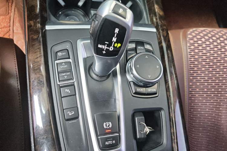Used BMW X5 2015 xDrive28i Gear Lever