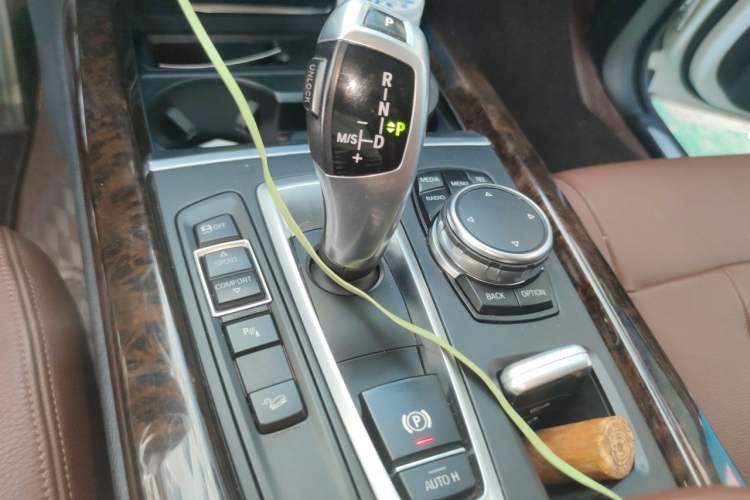 Used BMW X5 2015 xDrive28i Gear Lever