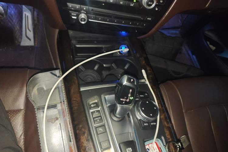 Used BMW X5 2015 xDrive28i Gear Lever