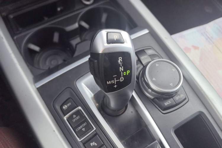 Used BMW X5  Gear Lever