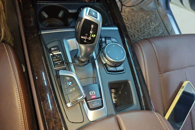 Used BMW X5 2015 xDrive28i Gear Lever