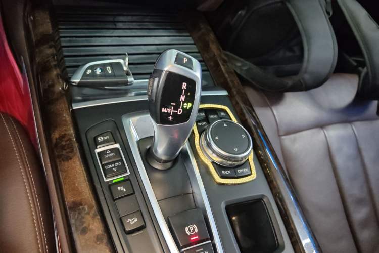 Used BMW X5 2015 xDrive28i Gear Lever