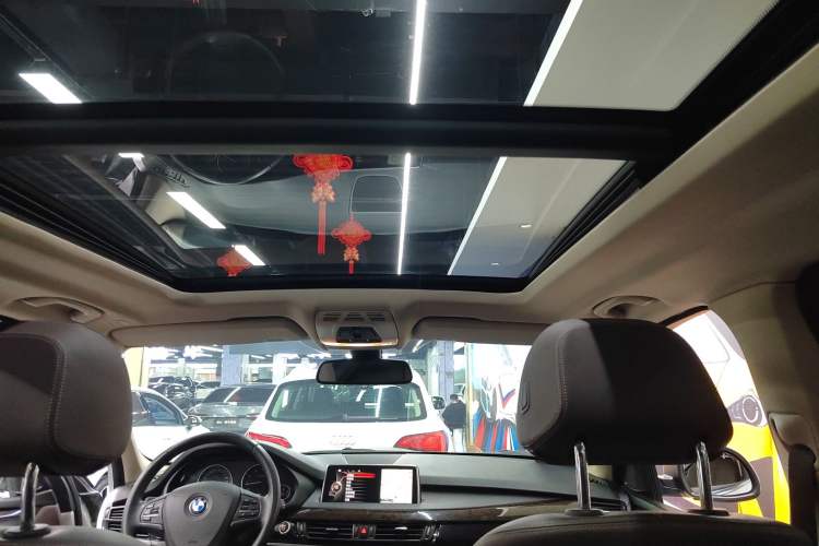 Used BMW X5 2015 xDrive28i Headliner