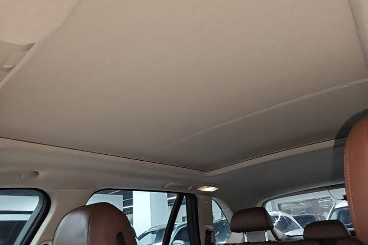 Used BMW X5 2015 xDrive28i Headliner