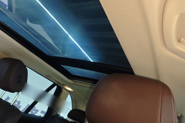 Used BMW X5 2015 xDrive28i Headliner