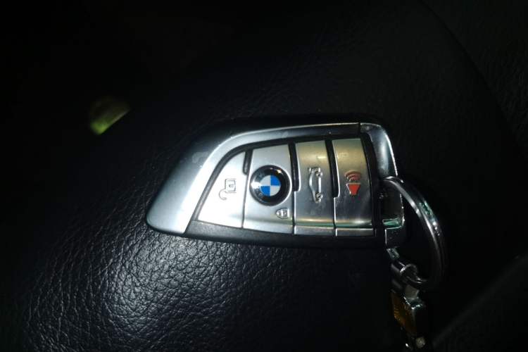 Used BMW X5 2015 xDrive35i U.S. specification Interior 1