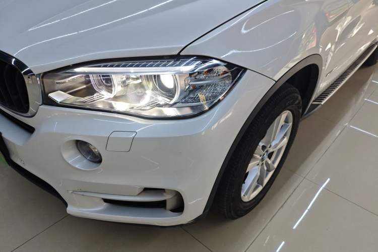 Used BMW X5 2015 xDrive28i Left Front Headlight