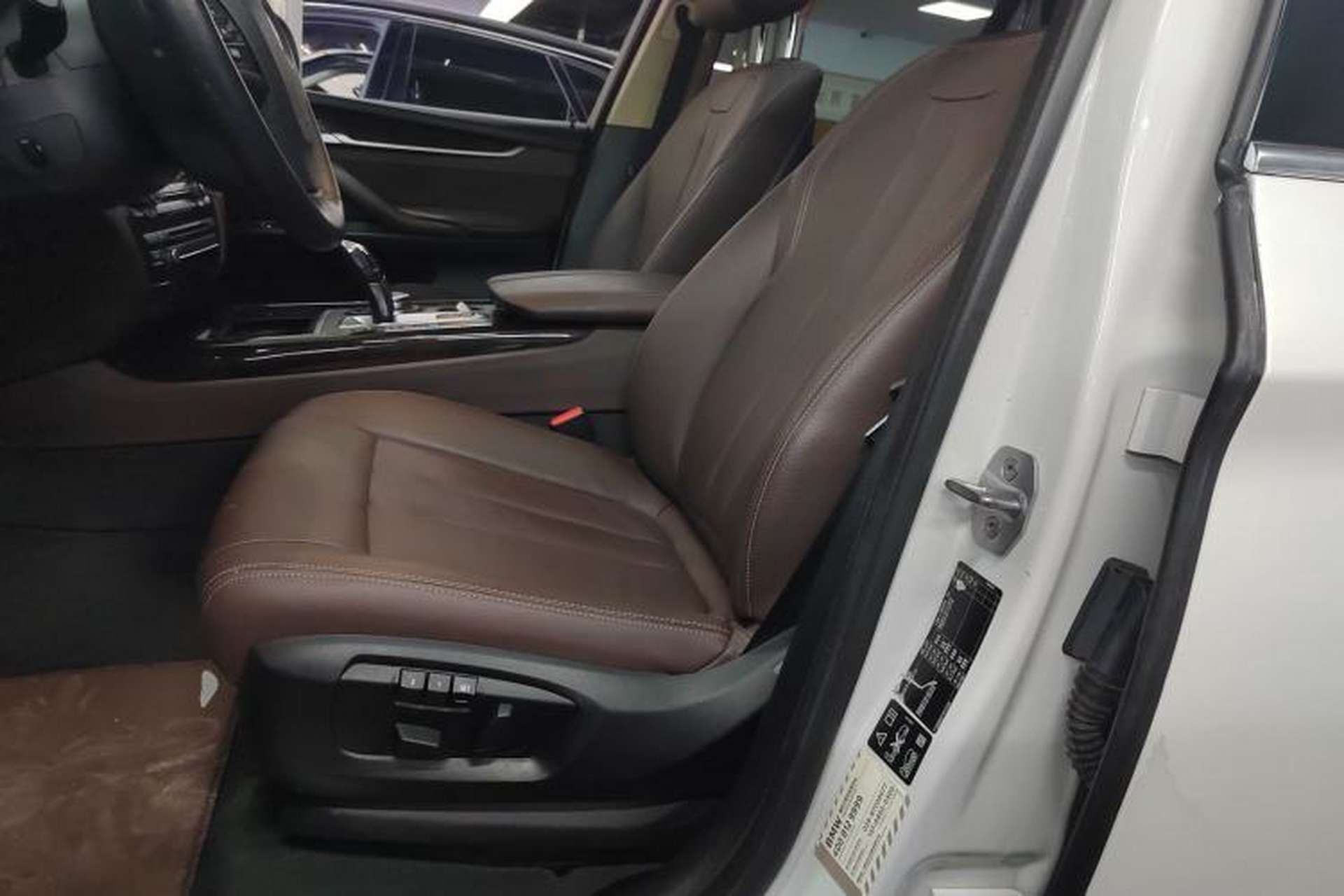 Used BMW X5 2015 xDrive28i Left Front Seat