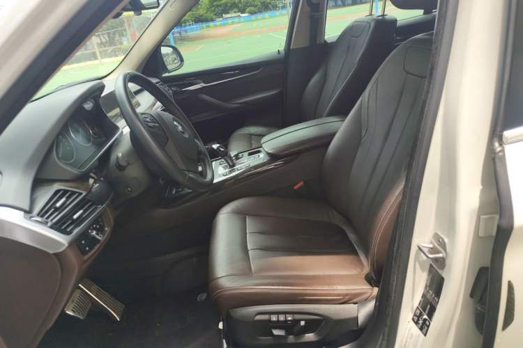 Used BMW X5 2015 xDrive28i Left Front Seat