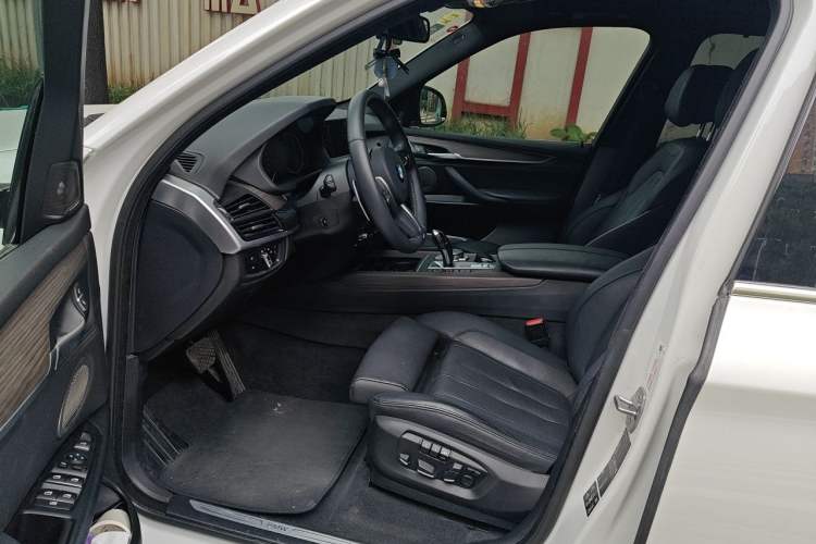 Used BMW X5  Left Front Seat