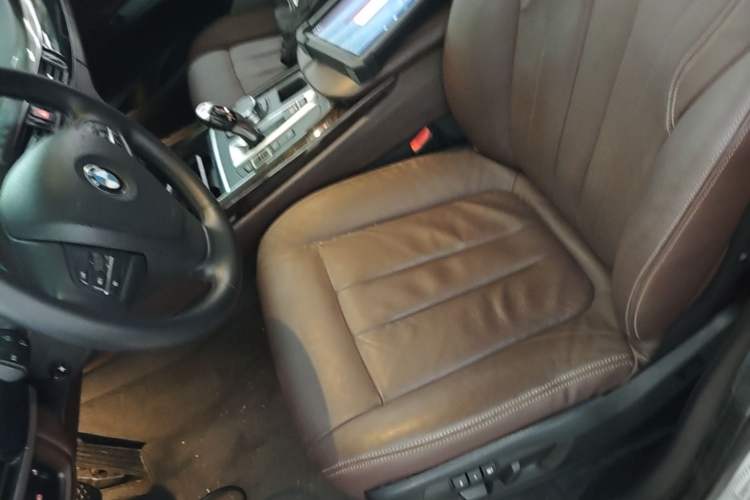 Used BMW X5 2015 xDrive28i Left Front Seat