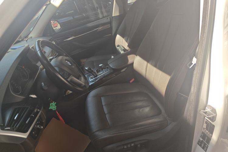 Used BMW X5 2015 xDrive28i Left Front Seat