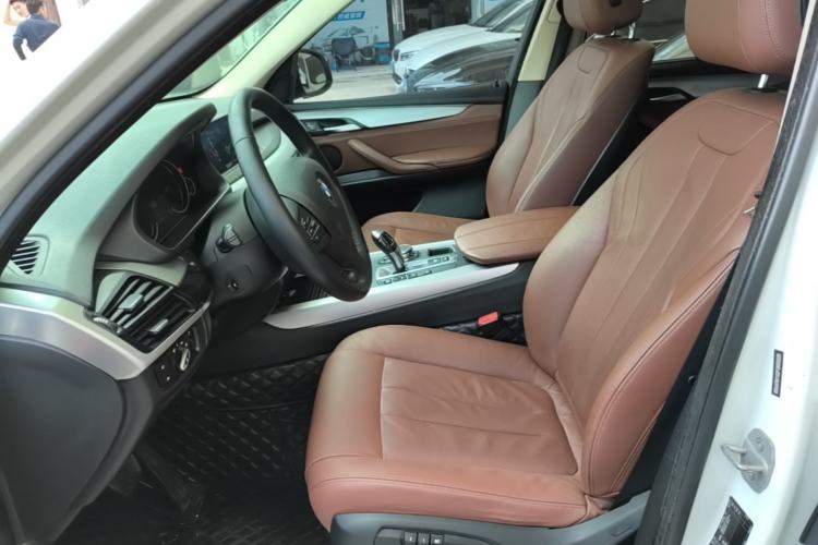 Used BMW X5 2015 xDrive35i U.S. specification Left Front Seat