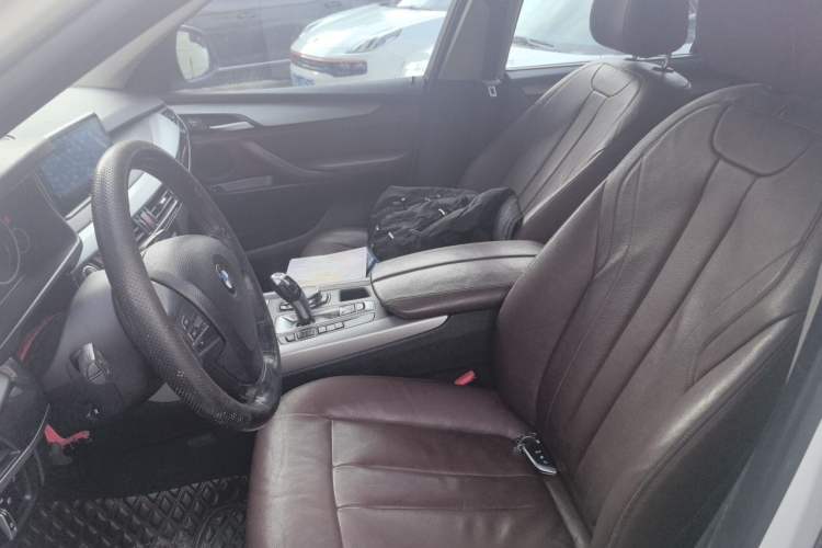 Used BMW X5  Left Front Seat