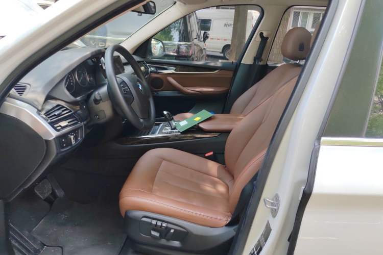 Used BMW X5  Left Front Seat