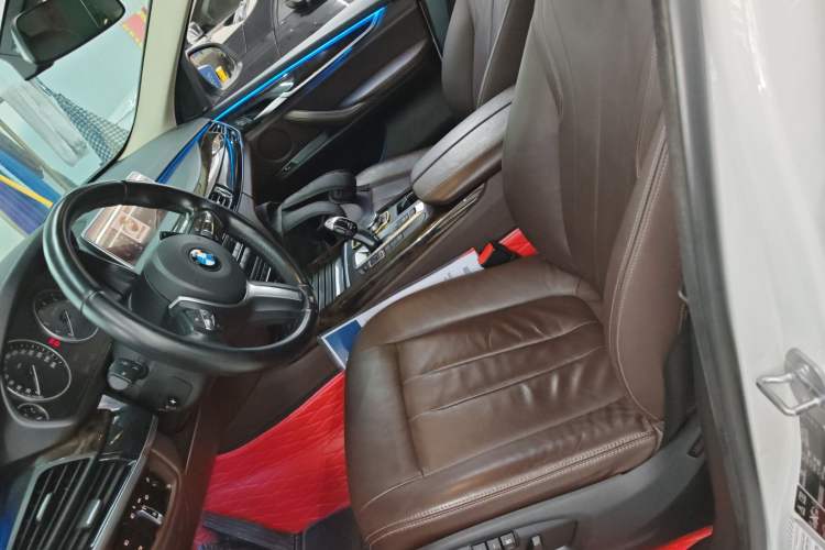 Used BMW X5 2015 xDrive28i Left Front Seat